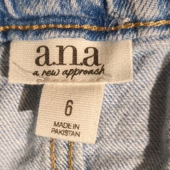 a.n.a Blue Jean Shorts High-Waisted Vintage Style - Picture 2 of 4